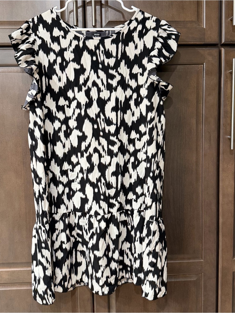 Black & White Flutter Sleeve Printed Tiered Dress